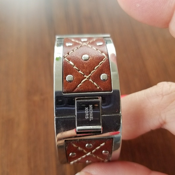 Michael Kors cuff watch - Picture 3 of 4